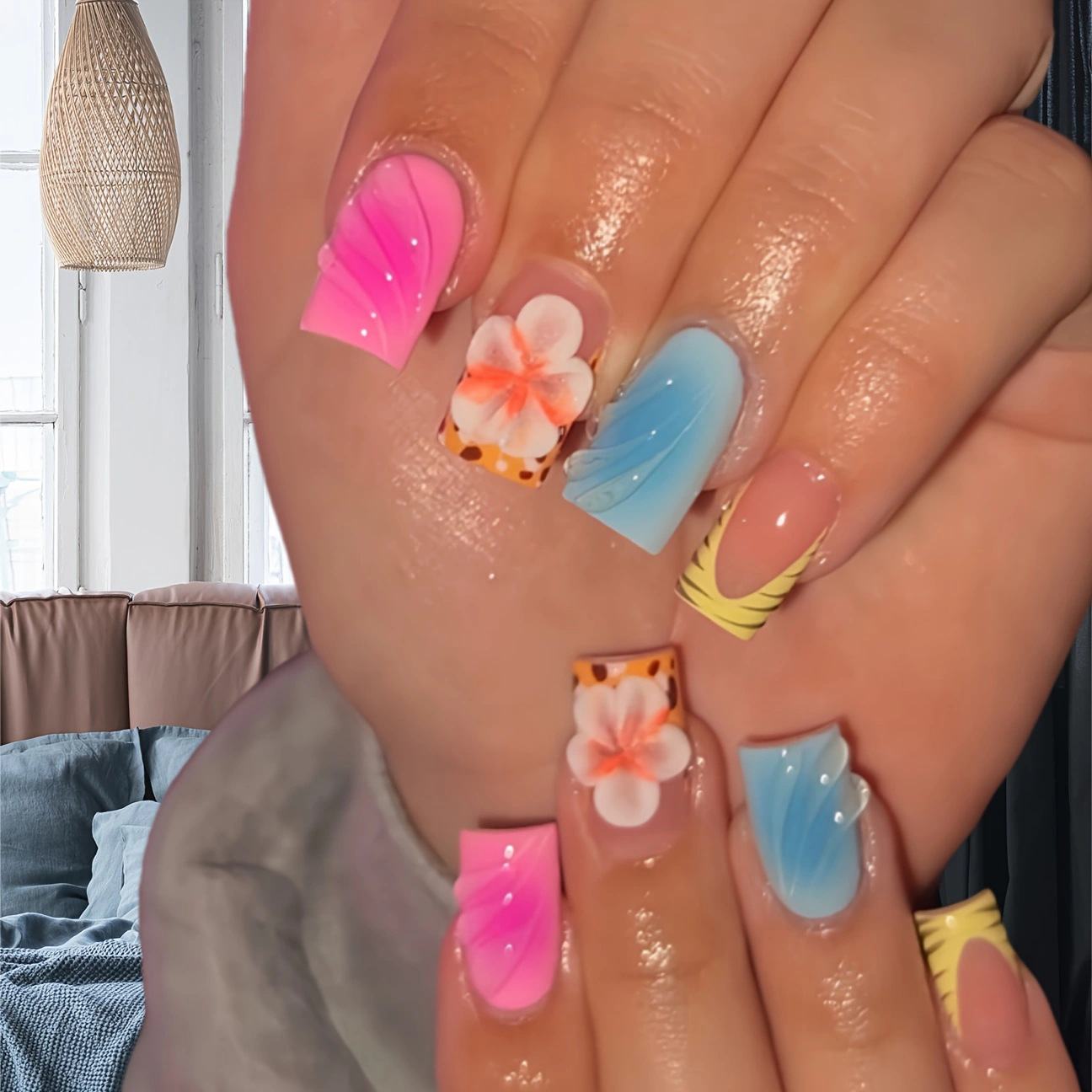 24 pezzi di unghie finte a tes - Pressed Flower Art recensione e prezzo